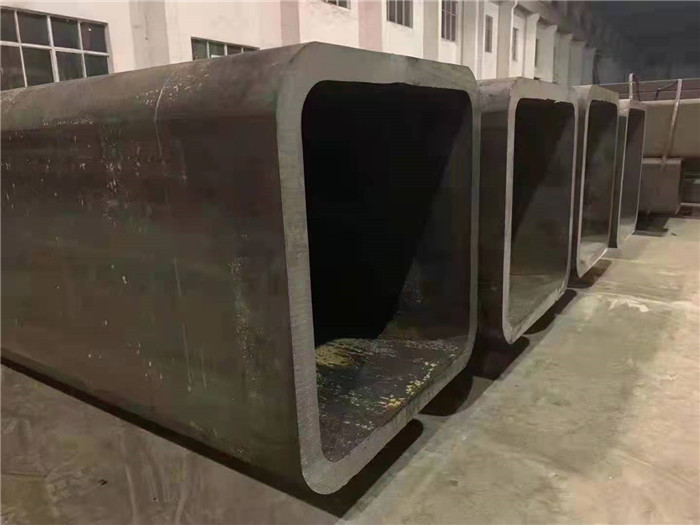 崇礼大口径无缝方管